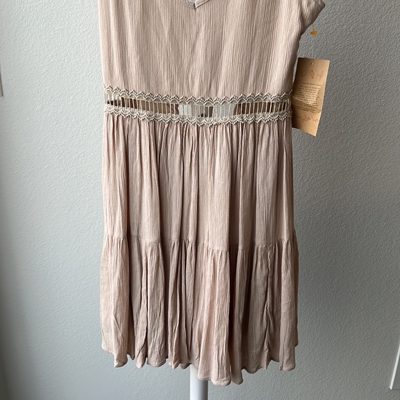 PAPER CRANE Bohemian Backless Cutout Summer Dress - Picture 3 of 7